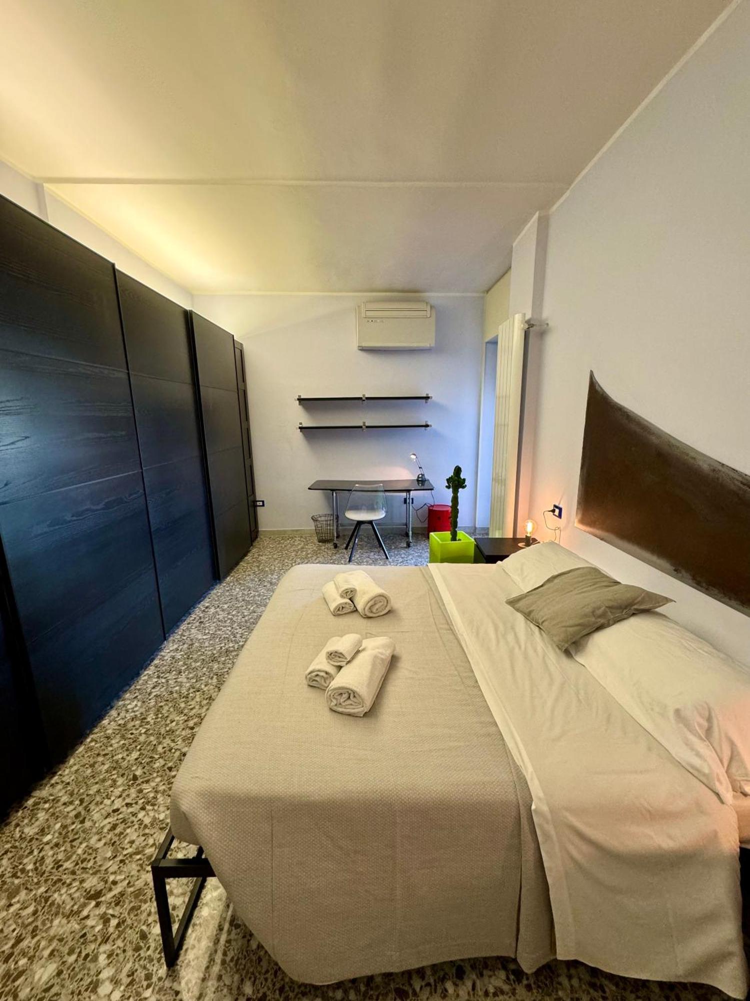 4 Balconi House- Appartamento Moderno A Lecce Kültér fotó