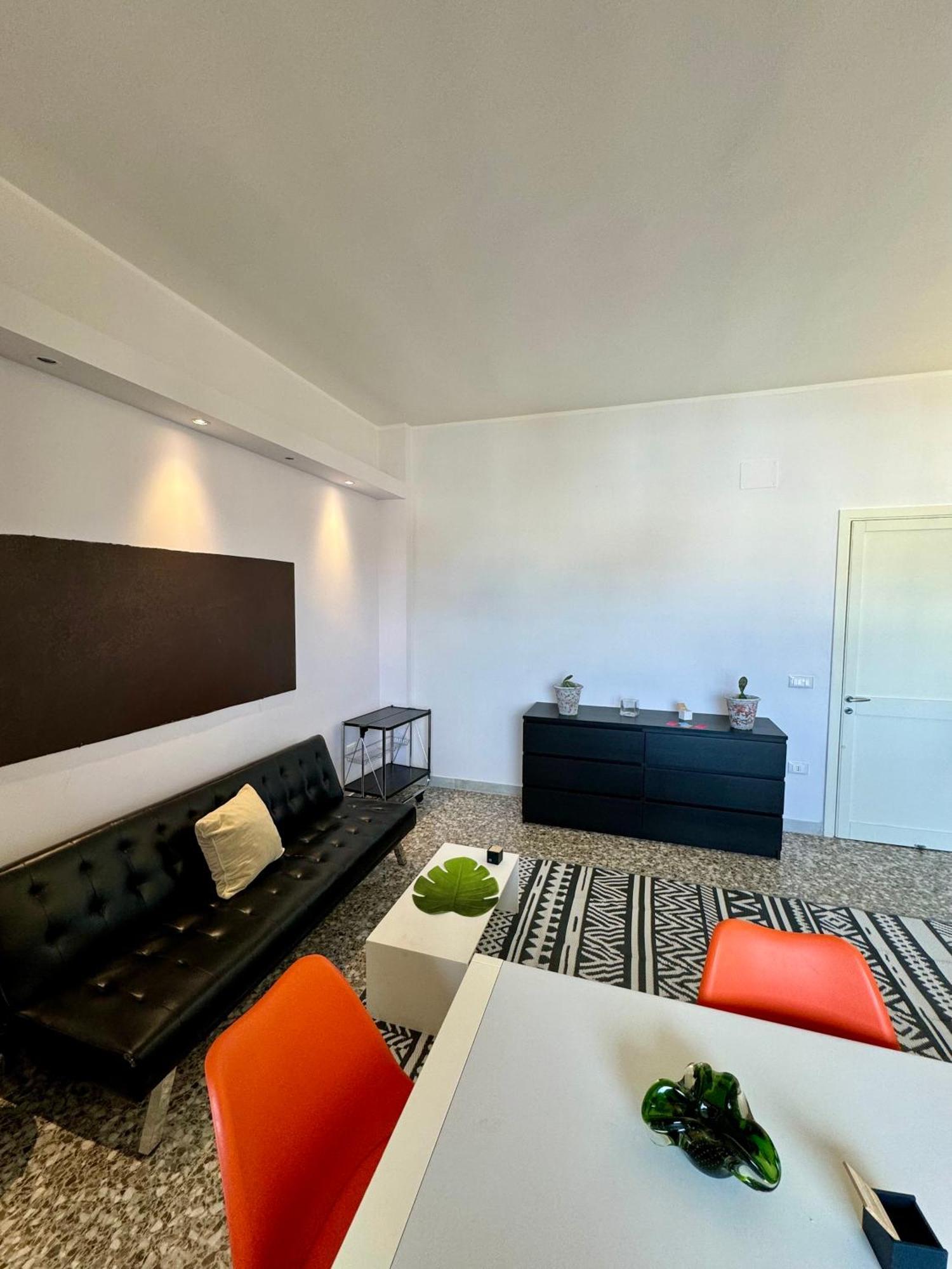 4 Balconi House- Appartamento Moderno A Lecce Kültér fotó