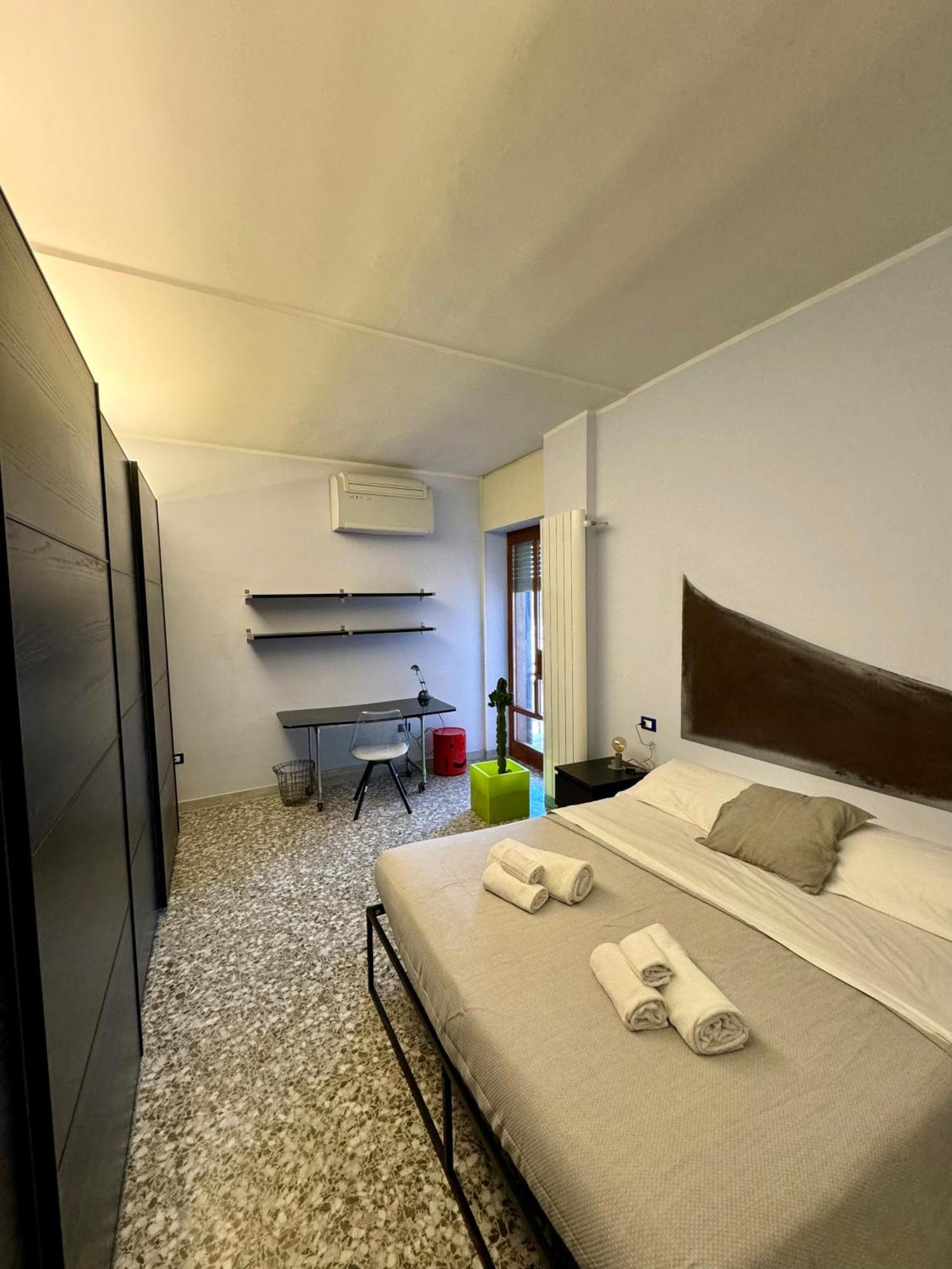 4 Balconi House- Appartamento Moderno A Lecce Kültér fotó